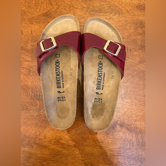 Birkenstock Red Glitter Sandals Women’s Size EU37 US6 - Picture 1 of 7